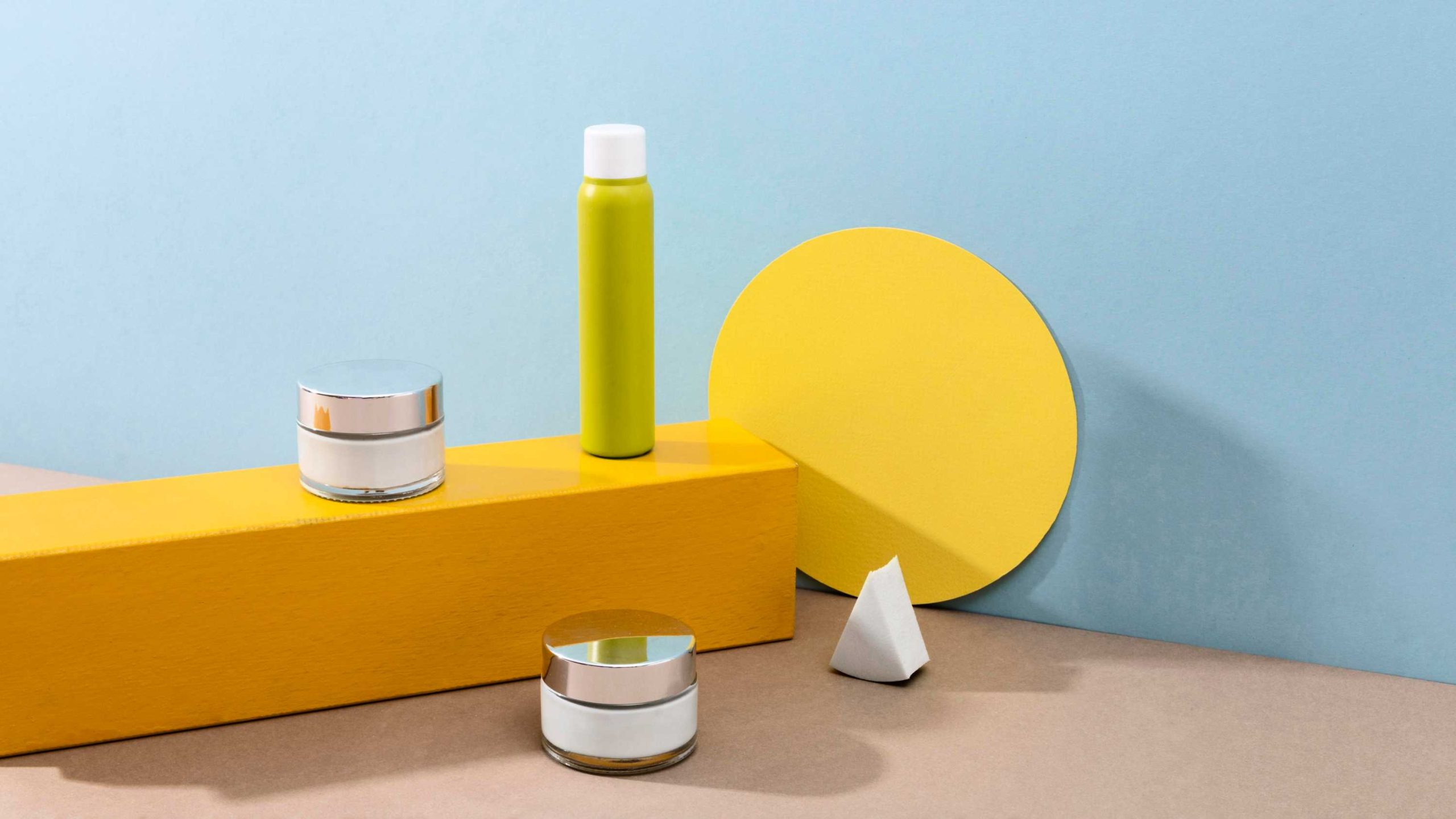 Custom Cosmetic Bottles and Jars