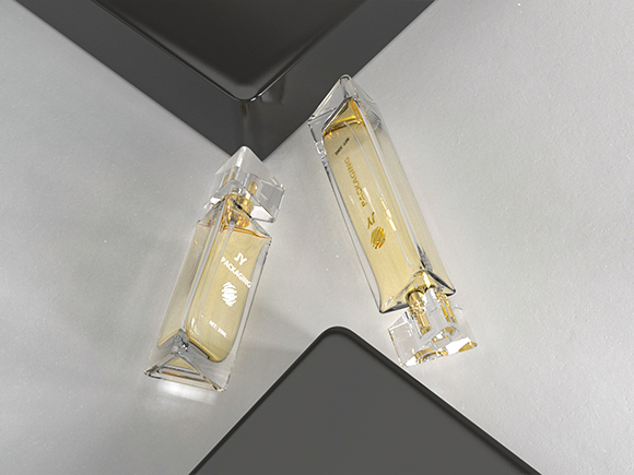 custom glass perfume bottle